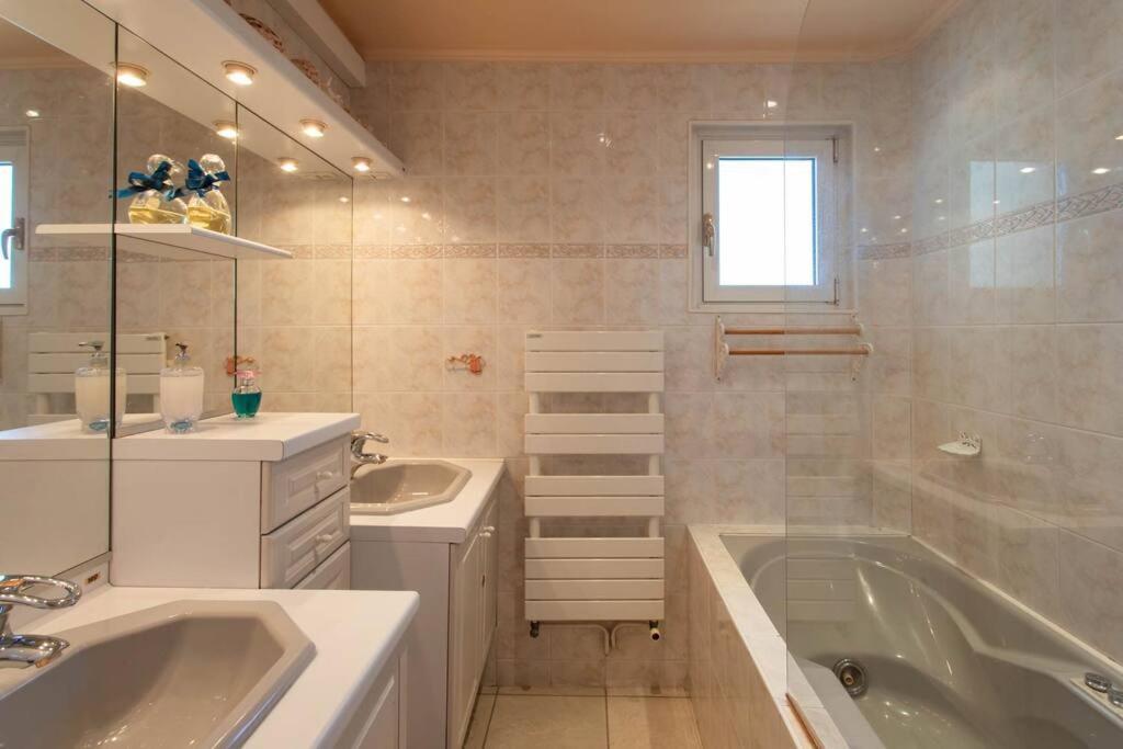 Apartamento A6- 2 Bdr Incredible Sea View - Ac, Garage & Terrace Antibes Exterior foto